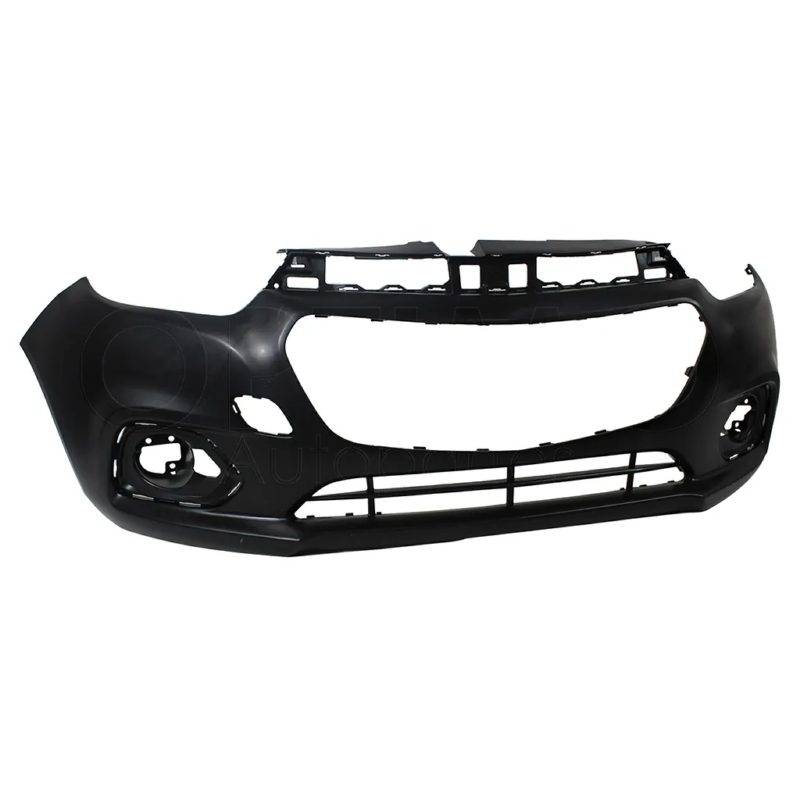 Facia delantero con hoyo para faro aux sin rejilla central (Sedan / hatchback)