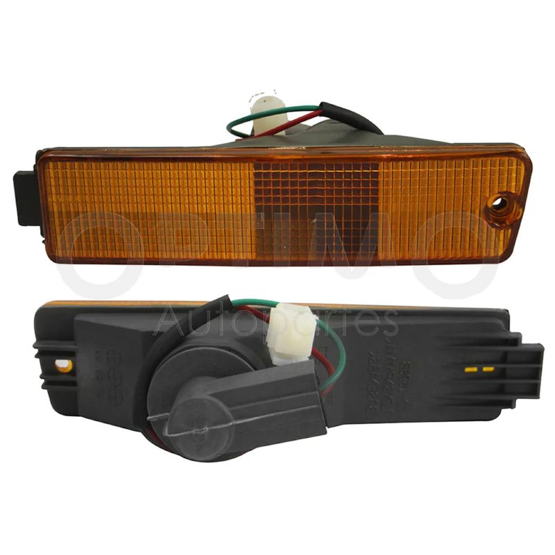 Cuarto frontal derecho con soquet (Empaque / 2 piezas)