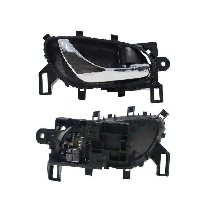 Manija interior delantero / trasero derecho negra con cromo (Sentra B-17 2013-2020 / x-trail 2015-2022)