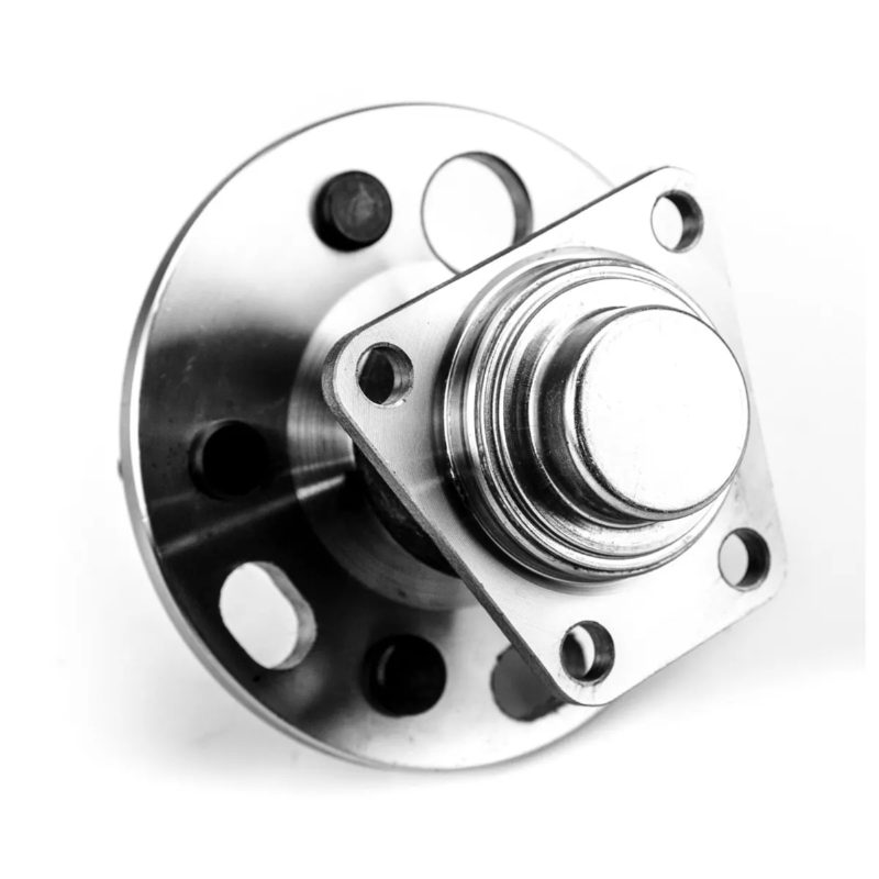 Rear wheel hub